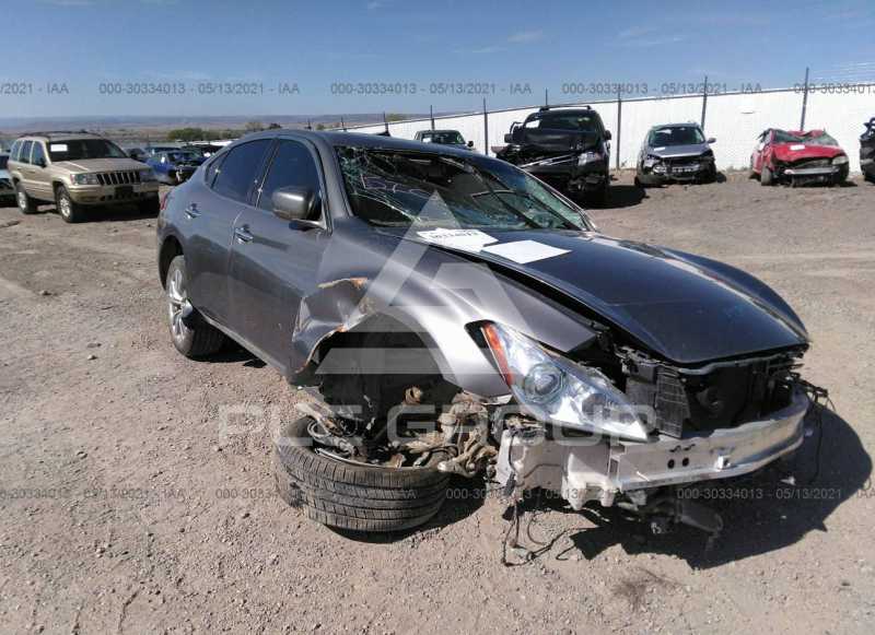 2012 Infinity M37 photo