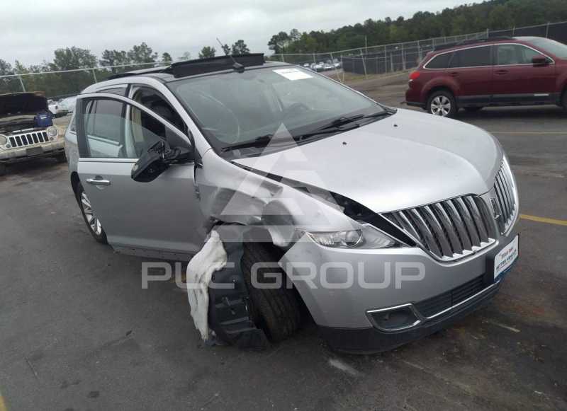 2013 Lincoln MKX photo