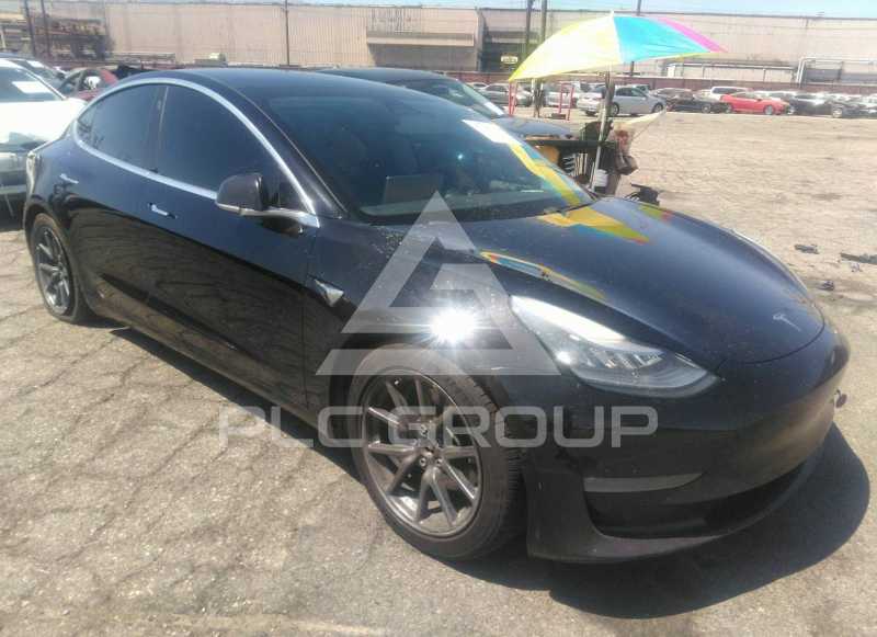 2019 Tesla Model 3 фото