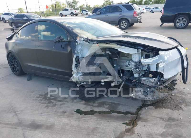 2021 Tesla Model 3 фото
