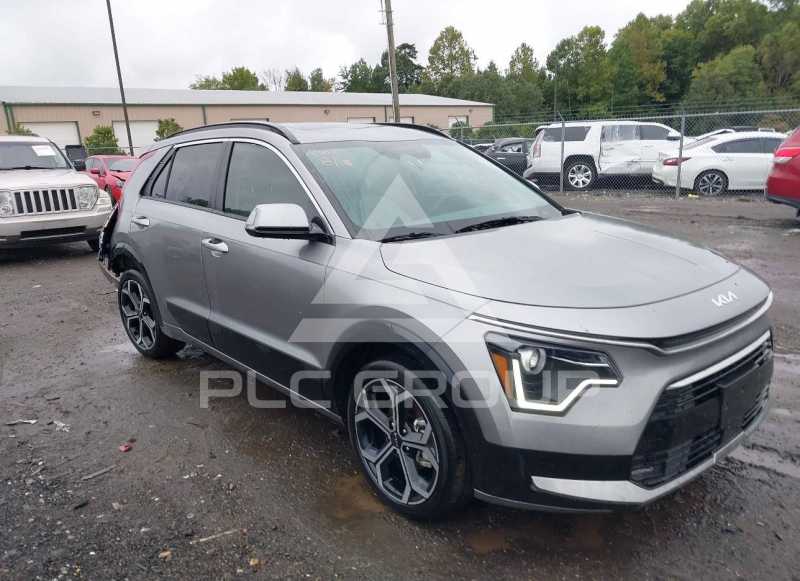 2023 KIA Niro фото