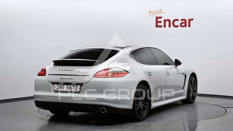 2010 Porsche Panamera