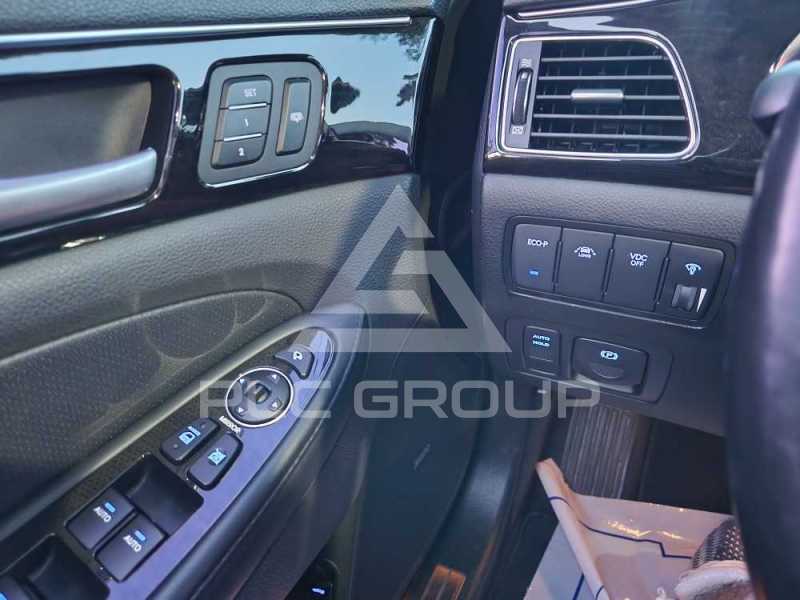 2012 Hyundai Genesis