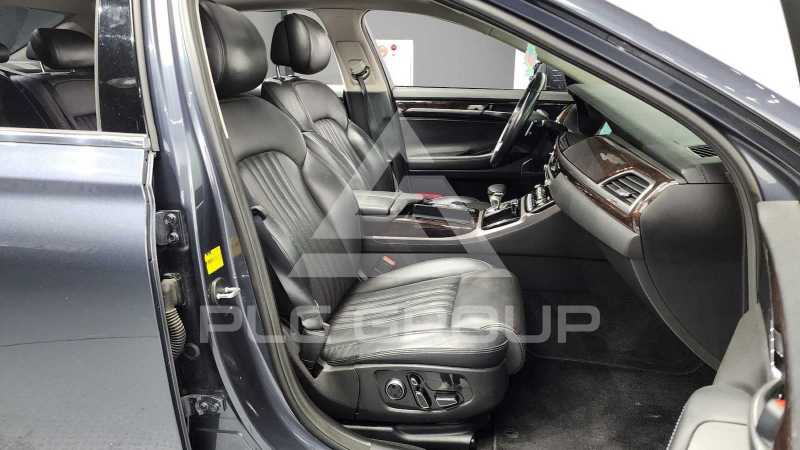 2016 Genesis G90