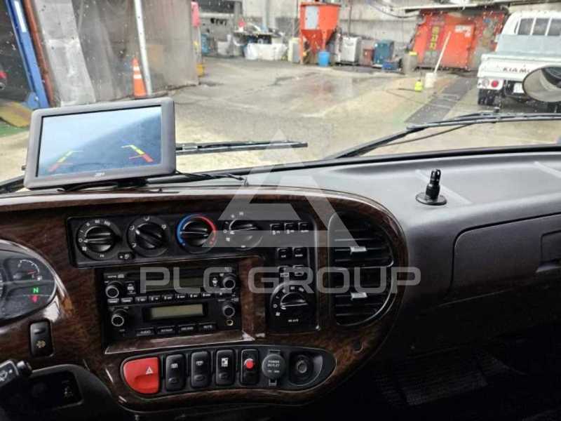 2016 Hyundai Country