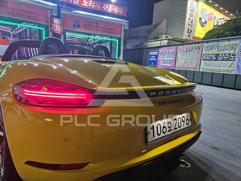 2020 Porsche 718