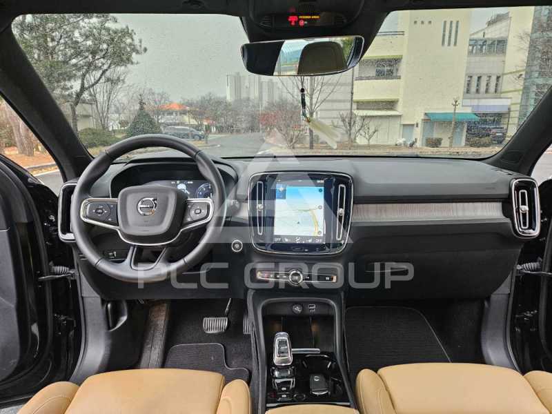2021 Volvo XC40