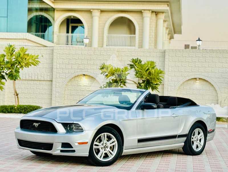 2014 Ford MUSTANG