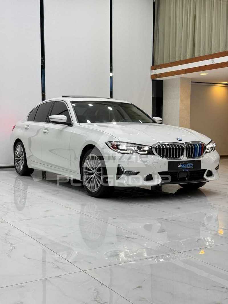 2022 BMW 320