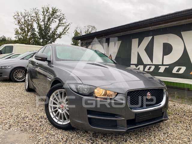 2016 Jaguar XE