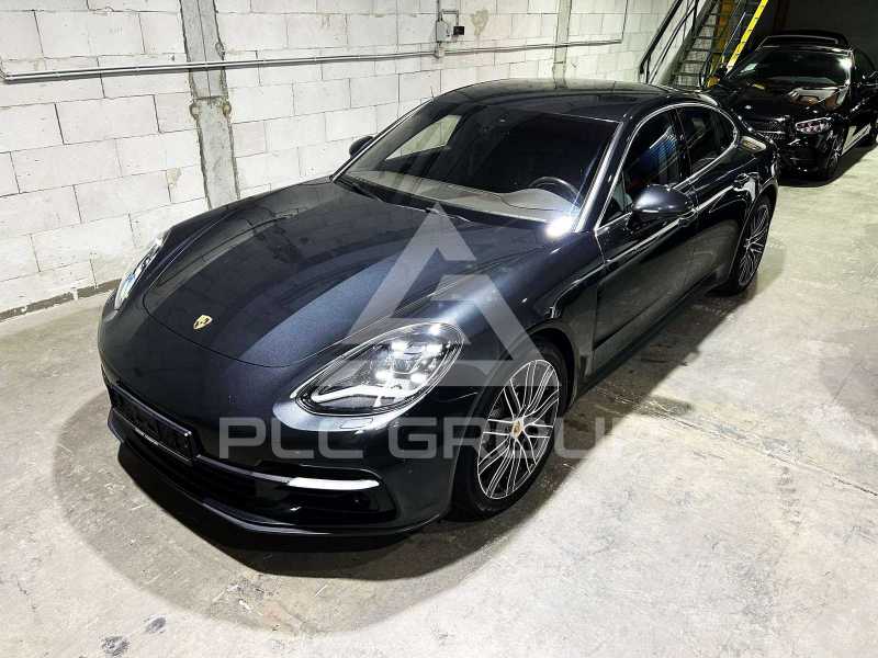 2016 Porsche Panamera