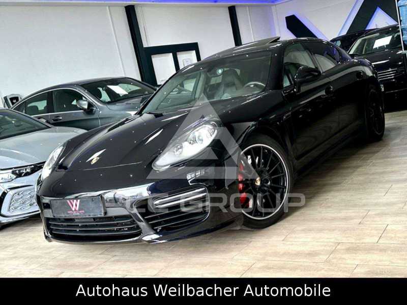 2016 Porsche Panamera