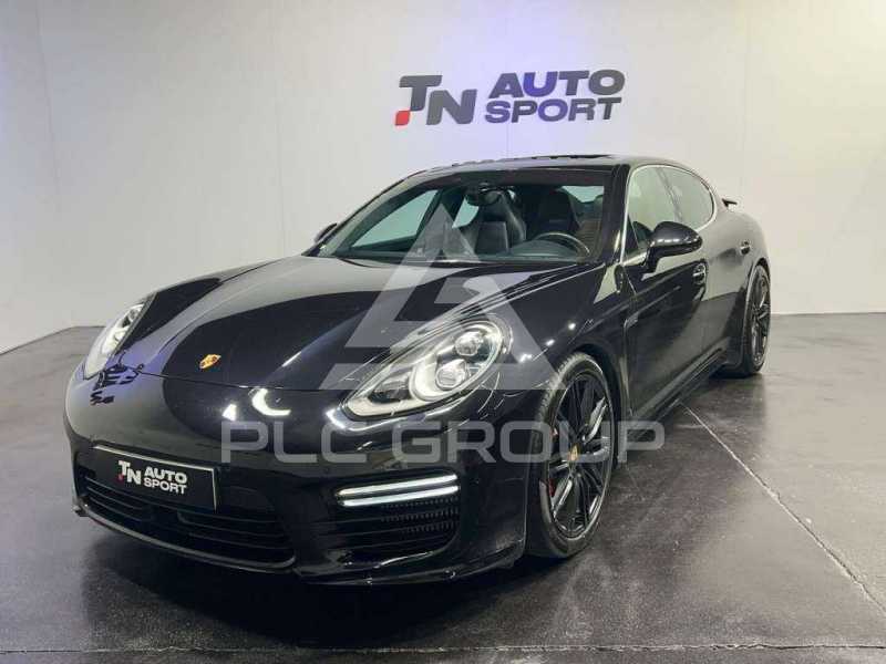 2016 Porsche Panamera