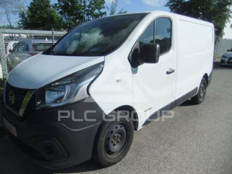 2018 Nissan NV 300