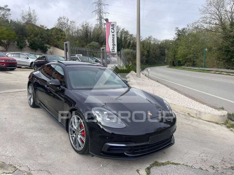 2018 Porsche Panamera