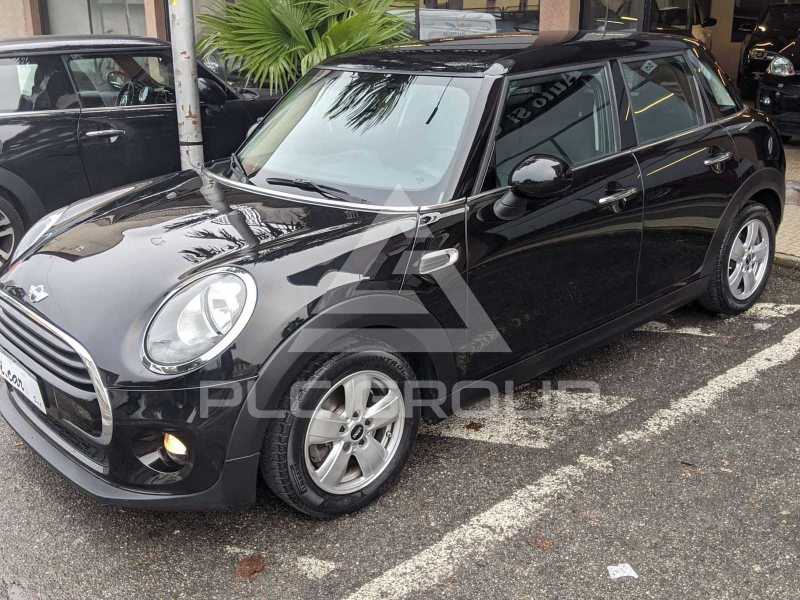 2017 Mini COOPER