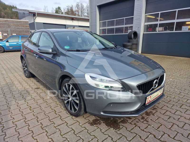 2019 Volvo V40