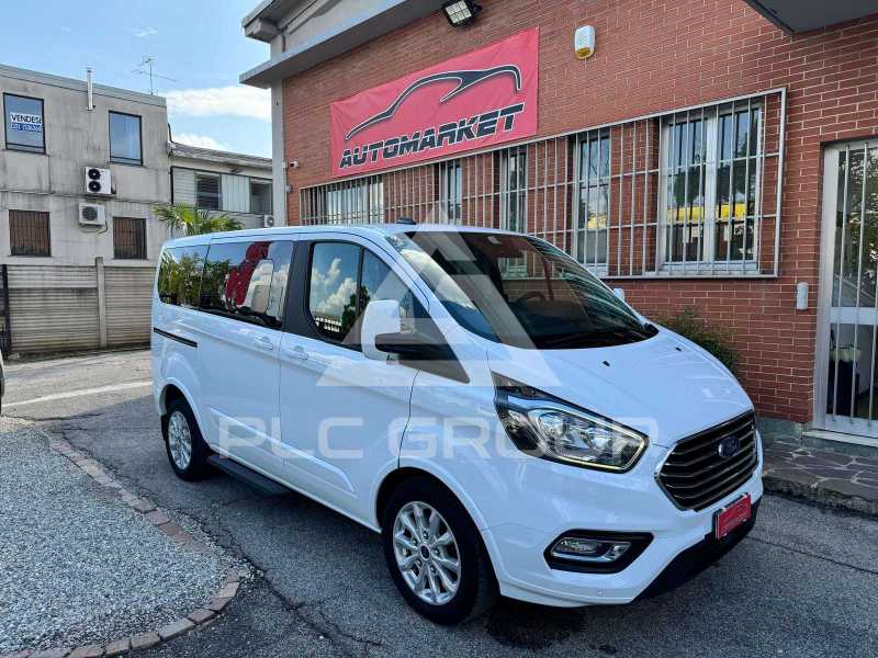 2020 Ford Tourneo