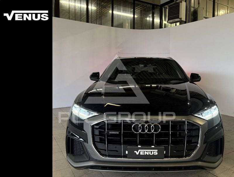 2021 Audi Q8