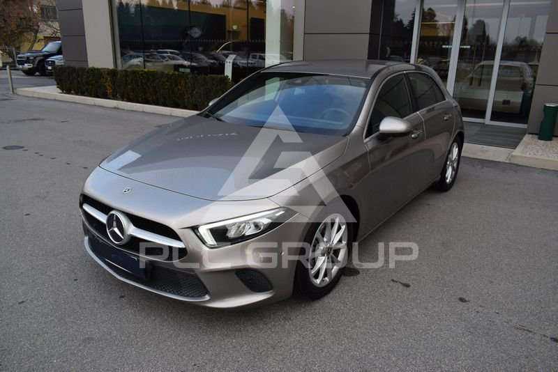 2021 Mercedes Benz A 200