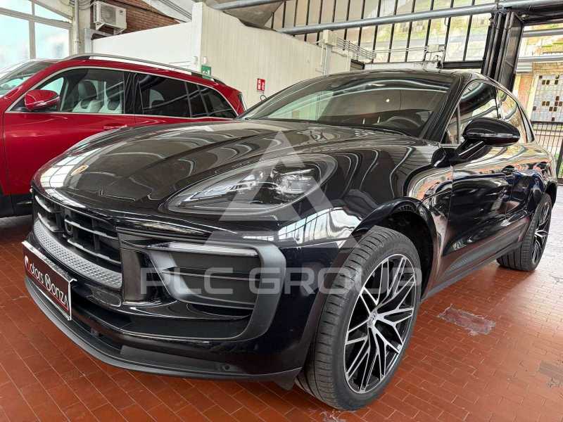 2022 Porsche MACAN