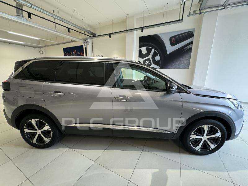 2018 Peugeot 5008