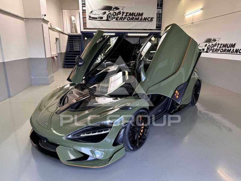 2021 McLaren 765
