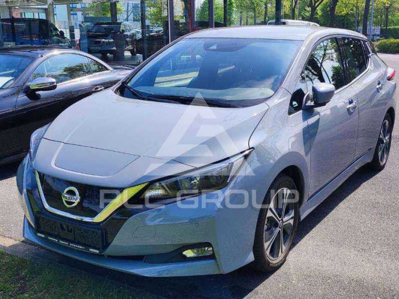 2022 Nissan LEAF