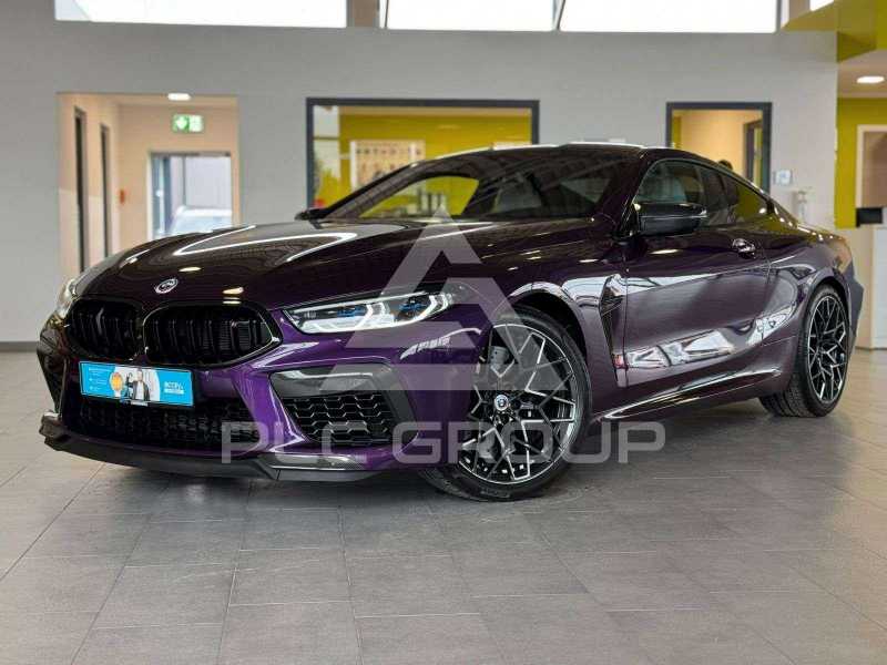 2022 BMW M8