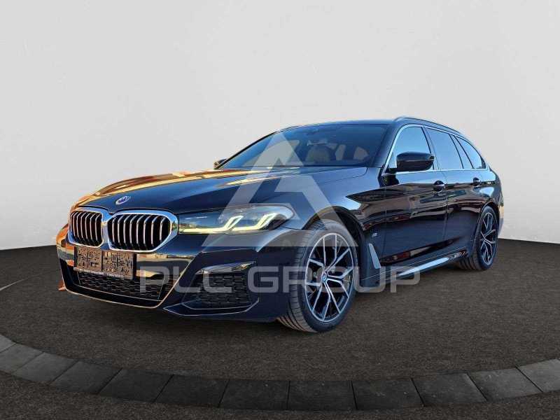 2022 BMW 520