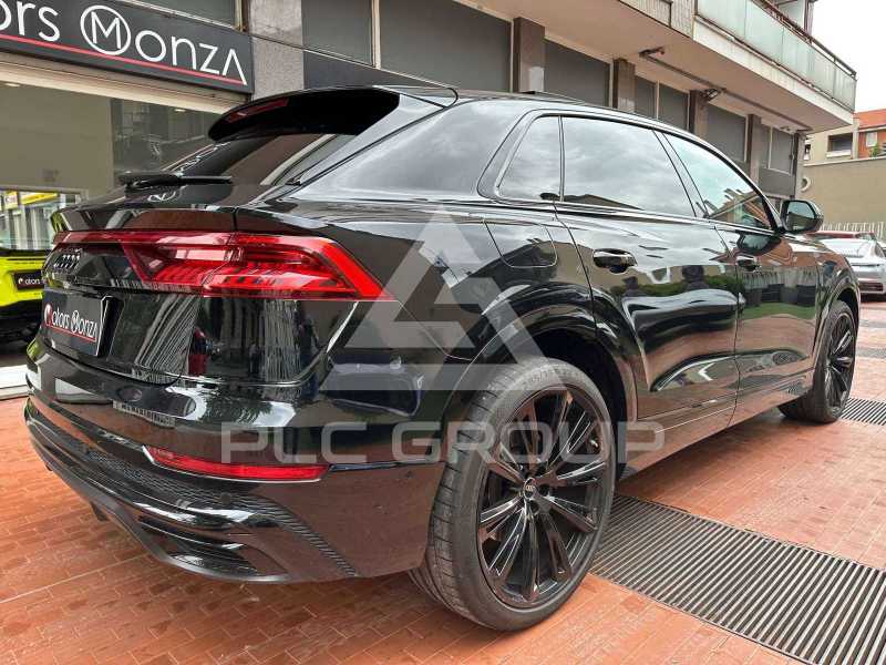 2022 Audi Q8