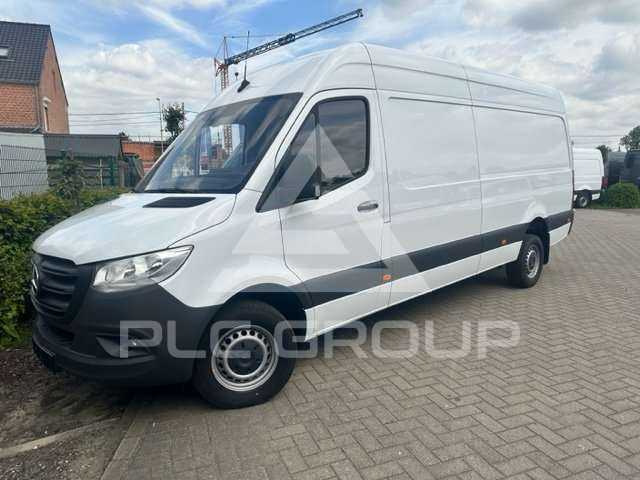 2022 Mercedes Benz Sprinter