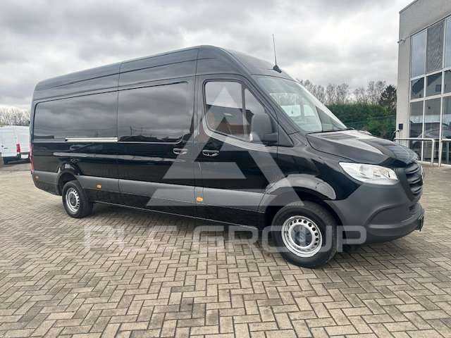 2022 Mercedes Benz Sprinter