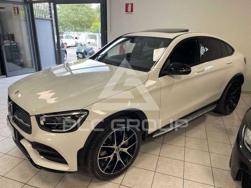 2022 Mercedes Benz GLC 220