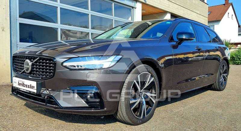 2022 Volvo V90