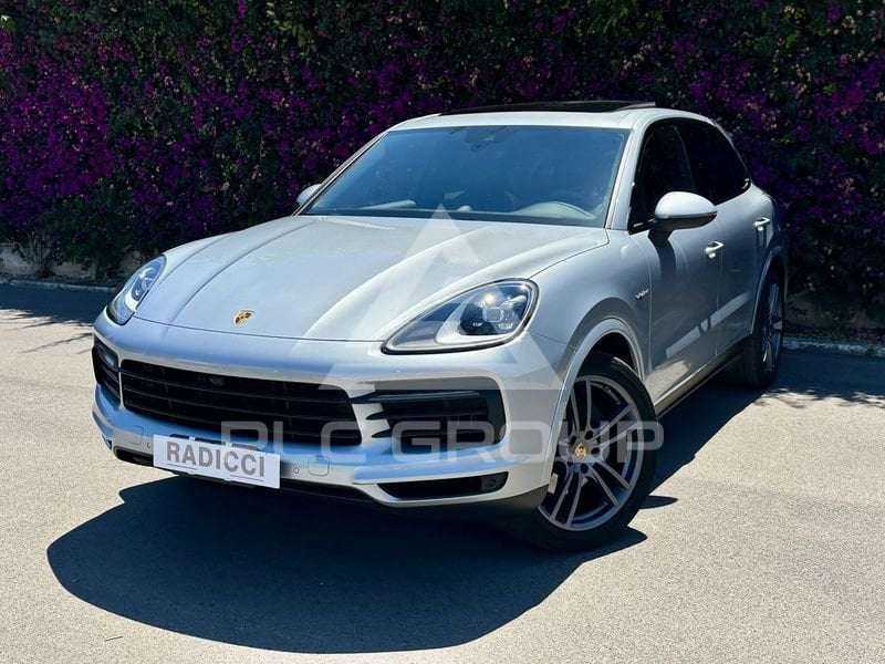 2022 Porsche Cayenne