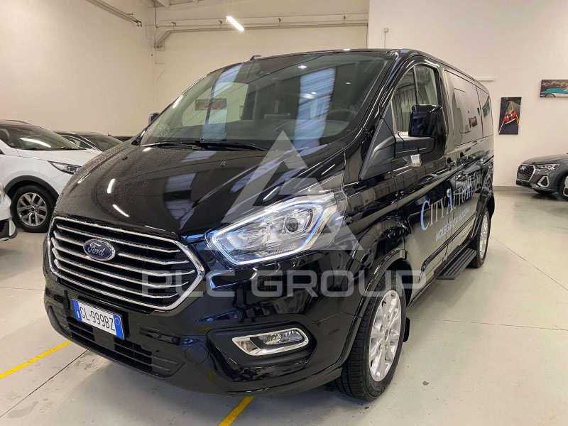 2022 Ford Tourneo
