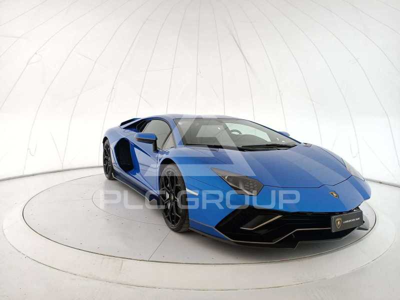 2022 Lamborghini Aventador