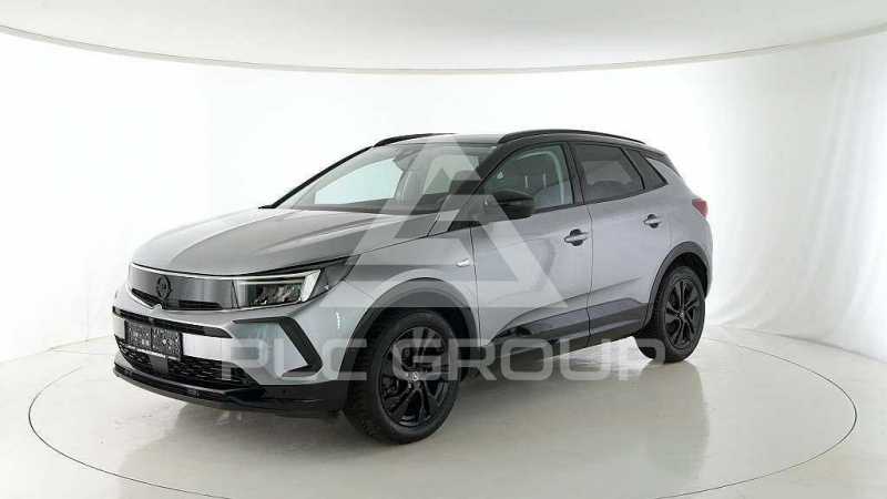 2022 Opel GrandlandX