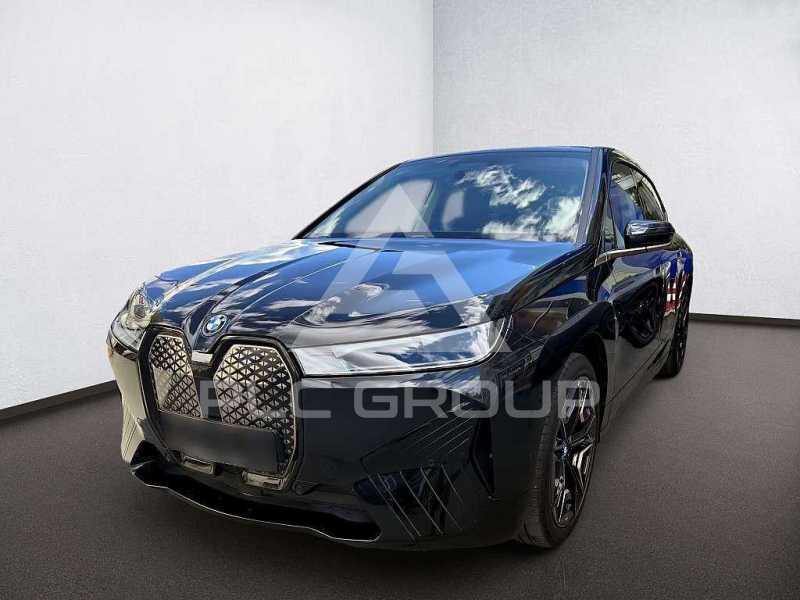 2023 BMW iX