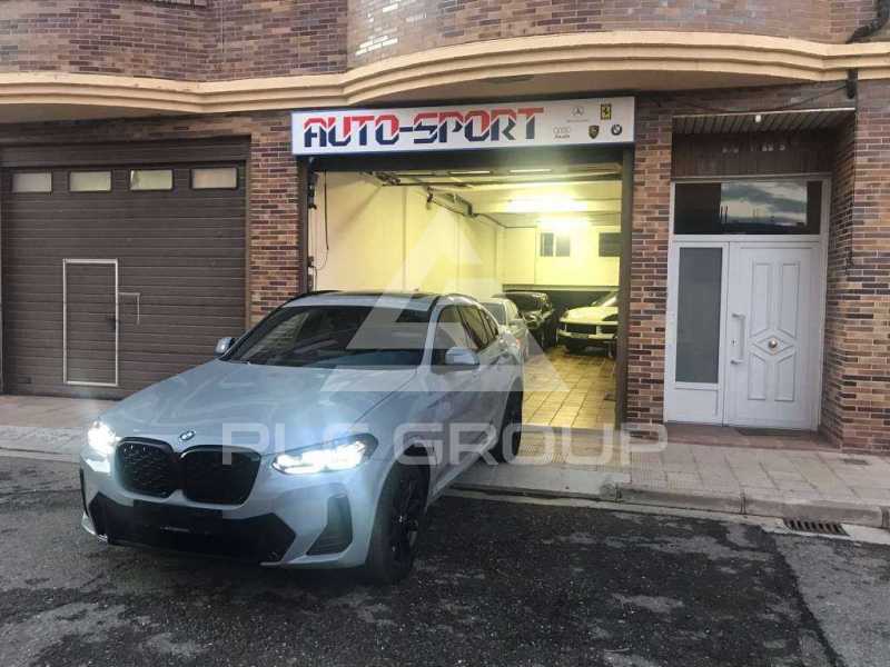 2023 BMW X4