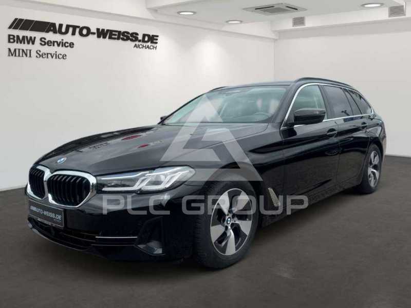 2023 BMW 520