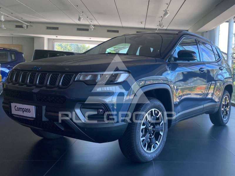 2023 Jeep COMPASS