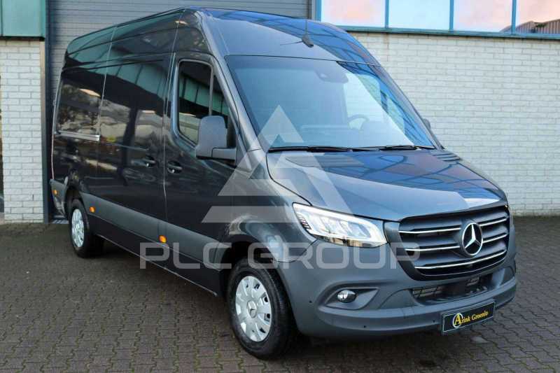 2023 Mercedes Benz Sprinter