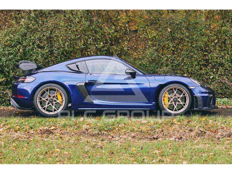 2023 Porsche Cayman