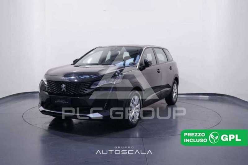 2023 Peugeot 5008