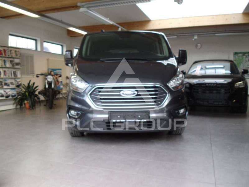 2023 Ford Tourneo