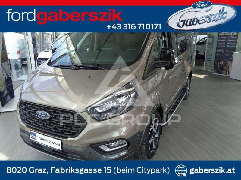 2023 Ford Tourneo