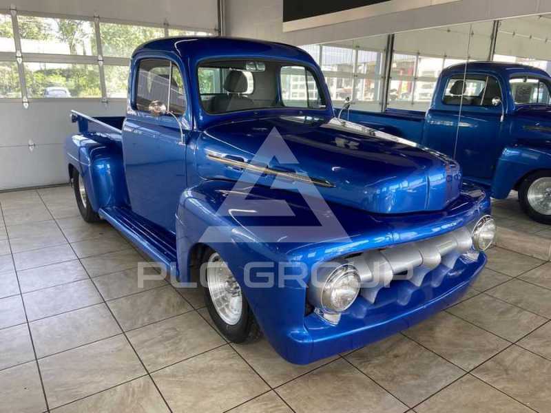 1952 Ford F-100