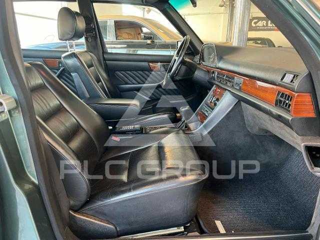 1990 Mercedes Benz E 300